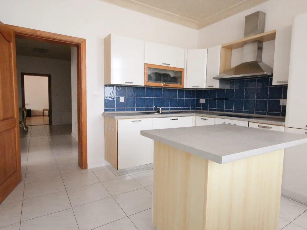 3 bed Apartment For Rent in Sliema, Sliema - thumb 6