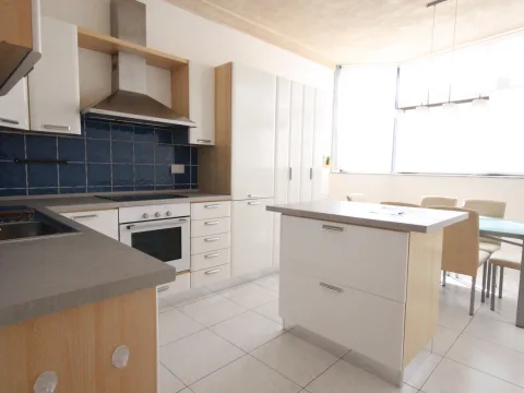 3 bed Apartment For Rent in Sliema, Sliema - thumb 7