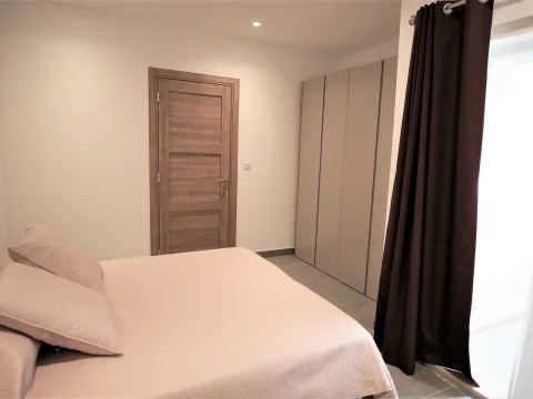 2 bed Apartment For Rent in Sliema, Sliema - thumb 11