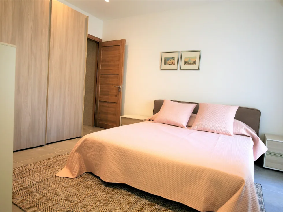 2 bed Apartment For Rent in Sliema, Sliema - thumb 7