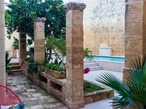 3 bed House of Character For Rent in Zurrieq, Zurrieq - thumb 2