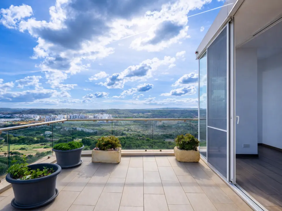 3 bed Penthouse For Rent in Mellieha, Mellieha - thumb 2