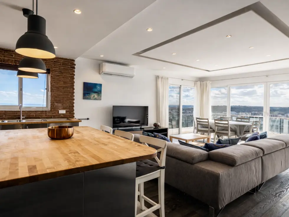 3 bed Penthouse For Rent in Mellieha, Mellieha - thumb 5