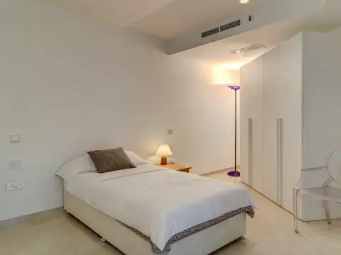 3 bed Apartment For Rent in Rabat, Rabat - thumb 12