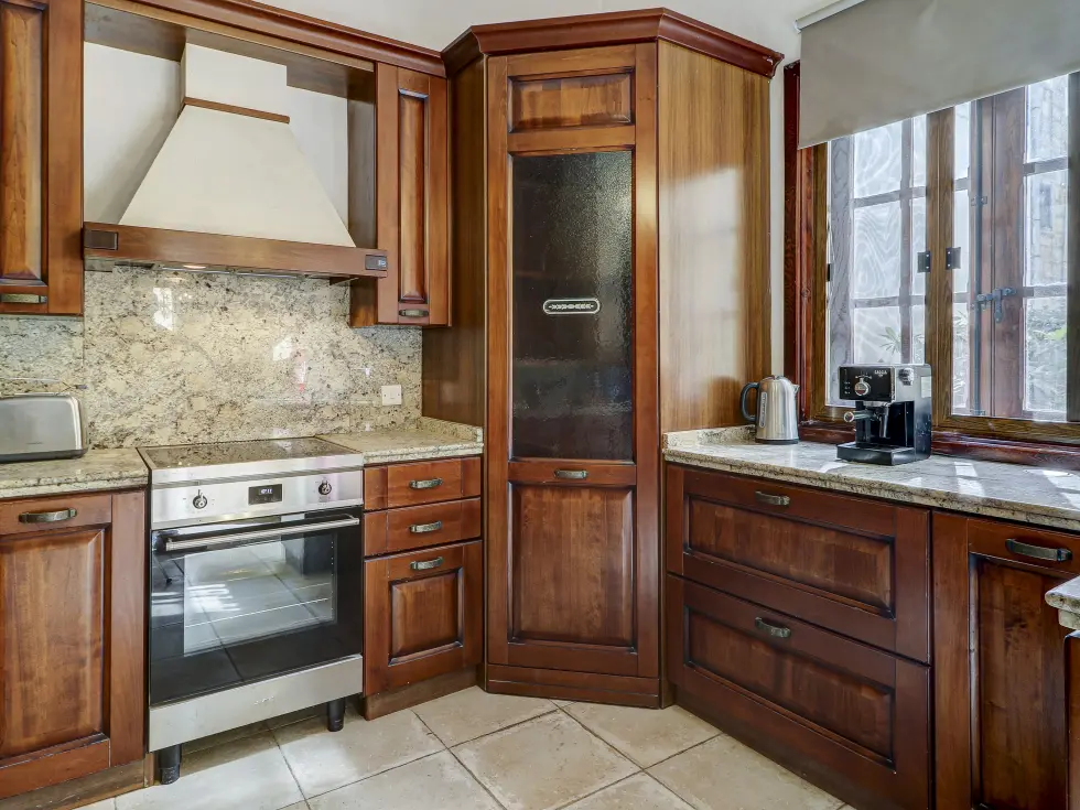 3 bed Town House For Rent in Sliema, Sliema - thumb 9