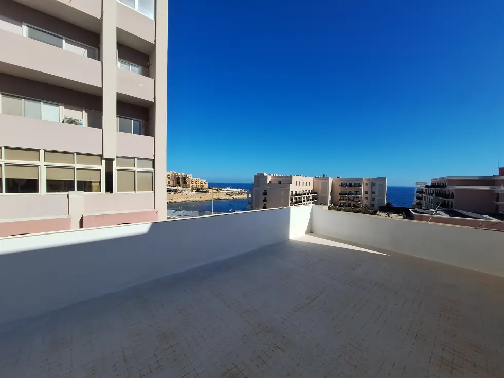 2 bed Maisonette For Rent in St Julian's, St Julian's - thumb 8