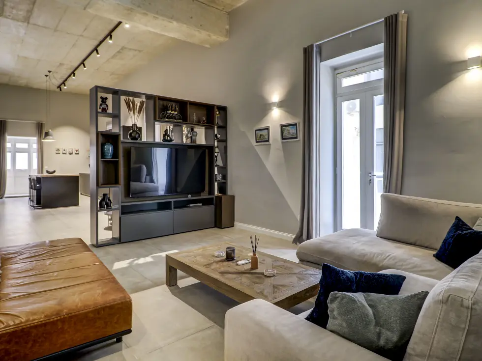 2 bed Apartment For Rent in Sliema, Sliema - thumb 1