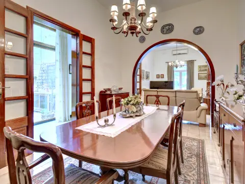 4 bed Town House For Rent in Sliema, Sliema - thumb 5