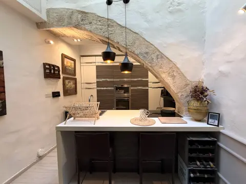 2 bed House of Character For Rent in Attard, Attard - thumb 3