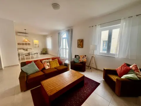 3 bed Apartment For Rent in Sliema, Sliema - thumb 1