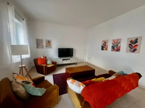 3 bed Apartment For Rent in Sliema, Sliema - thumb 2