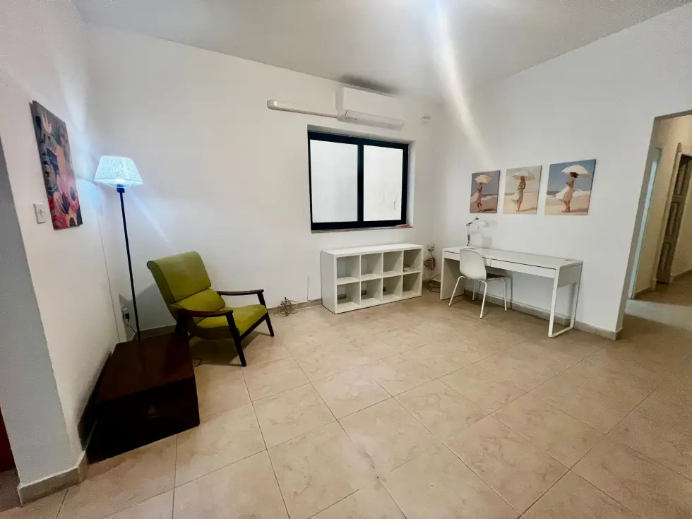 3 bed Apartment For Rent in Sliema, Sliema - thumb 7