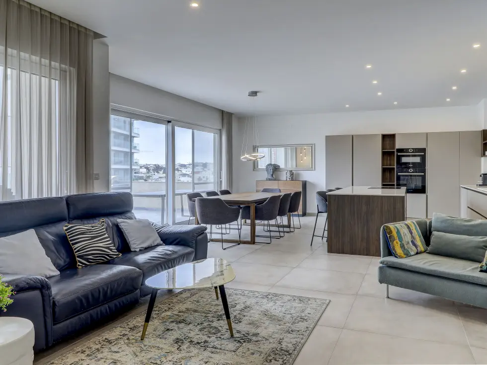 3 bed Penthouse For Rent in St Julian's, St Julian's - thumb 1