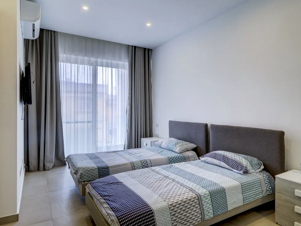 3 bed Penthouse For Rent in St Julian's, St Julian's - thumb 19