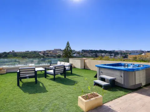 4 bed Villa For Rent in Iklin, Iklin - thumb 17