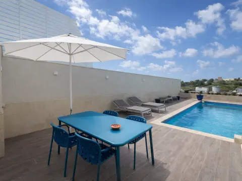 4 bed Villa For Rent in Iklin, Iklin - thumb 2