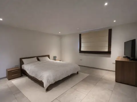 3 bed Apartment For Rent in Sliema, Sliema - thumb 6