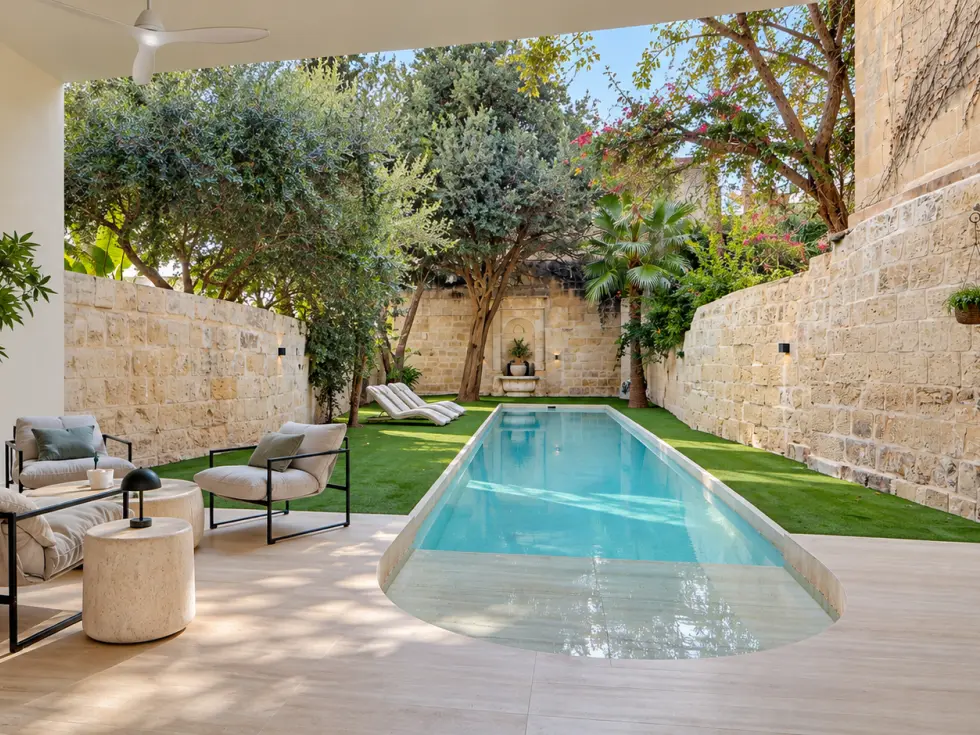 5 bed Town House For Rent in Lija, Lija - thumb 1