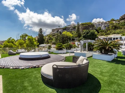 5 bed Villa For Rent in Mellieha, Mellieha - thumb 2