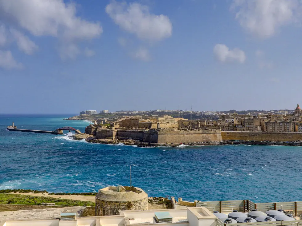 3 bed Apartment For Sale in Sliema, Sliema - thumb 2