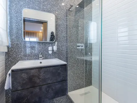 2 bed Penthouse For Sale in Iklin, Iklin - thumb 15