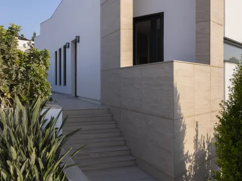 3 bed Villa For Sale in Naxxar, Naxxar - thumb 2