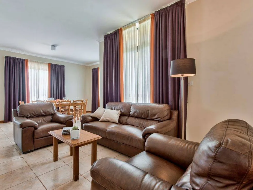 5 bed Villa For Rent in Mellieha, Mellieha - thumb 2