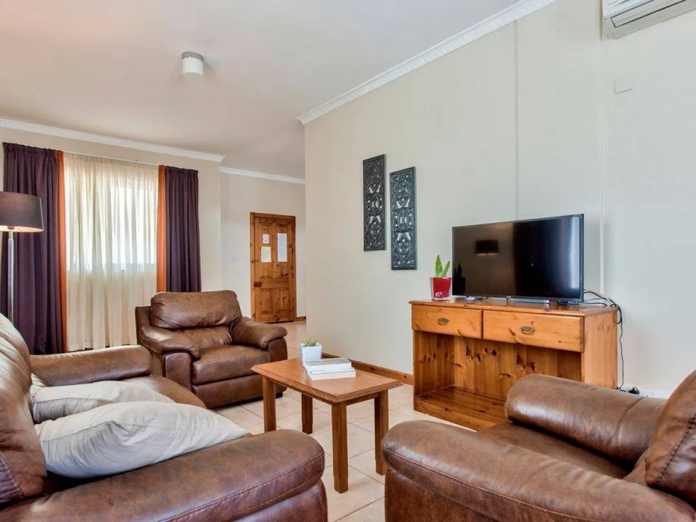 5 bed Villa For Rent in Mellieha, Mellieha - thumb 3