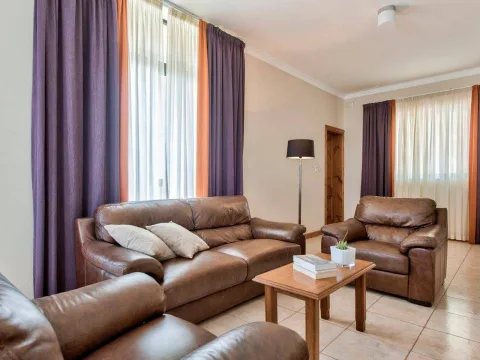 5 bed Villa For Rent in Mellieha, Mellieha - thumb 4