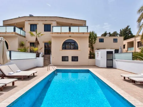 5 bed Villa For Rent in Mellieha, Mellieha - thumb 2