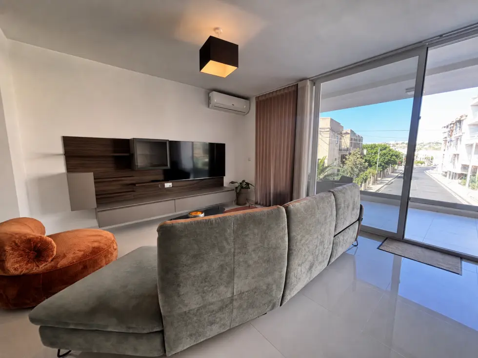3 bed Apartment For Rent in Swieqi, Swieqi - thumb 1