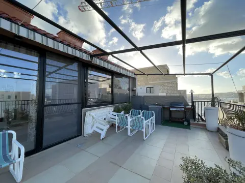 4 bed Penthouse For Rent in St Paul's Bay, St Paul's Bay - thumb 2