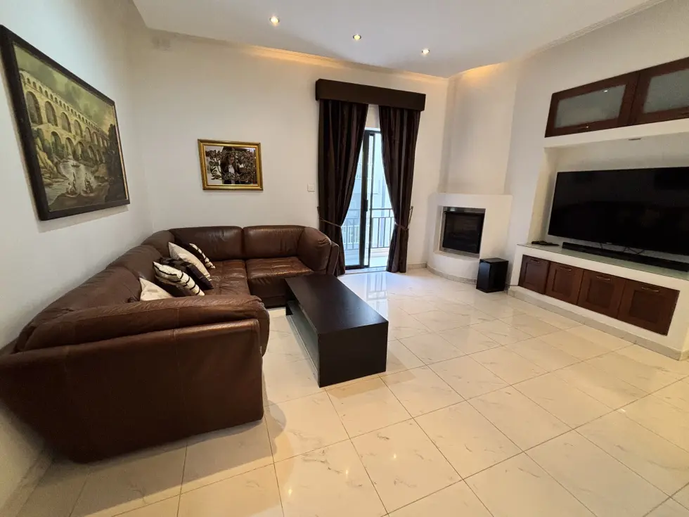 3 bed Apartment For Rent in Msida, Msida - thumb 4