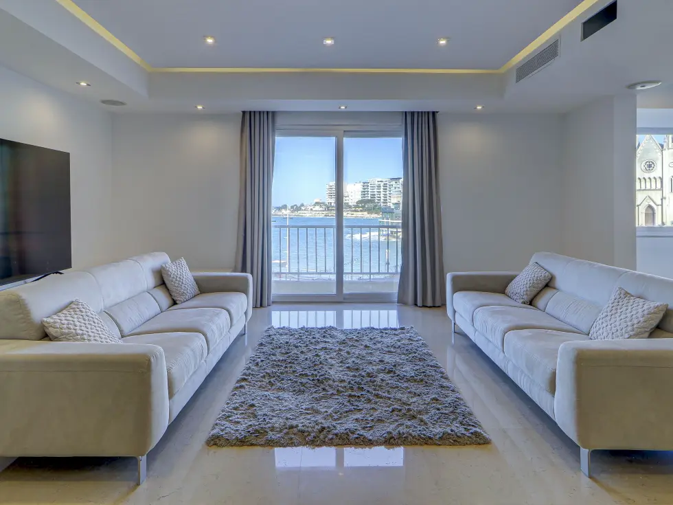 4 bed Apartment For Rent in St Julian's, St Julian's - thumb 1