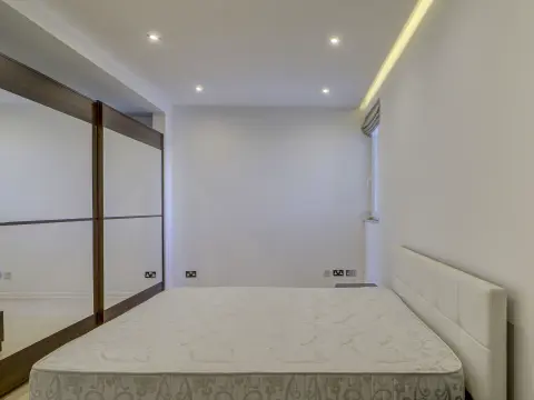 4 bed Apartment For Rent in St Julian's, St Julian's - thumb 12