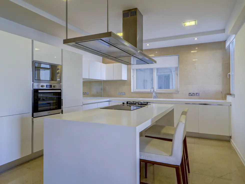 4 bed Apartment For Rent in St Julian's, St Julian's - thumb 7