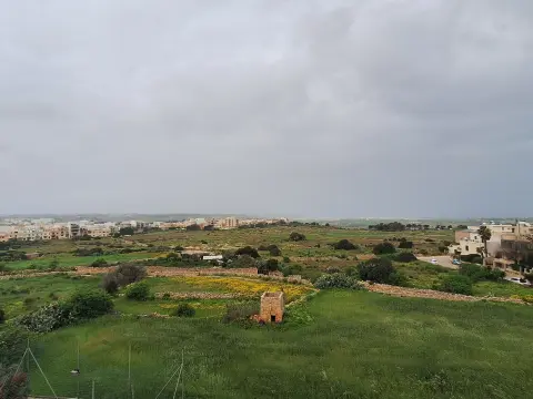 2 bed Penthouse For Rent in Naxxar, Naxxar - thumb 1