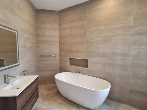 2 bed Penthouse For Rent in Naxxar, Naxxar - thumb 13