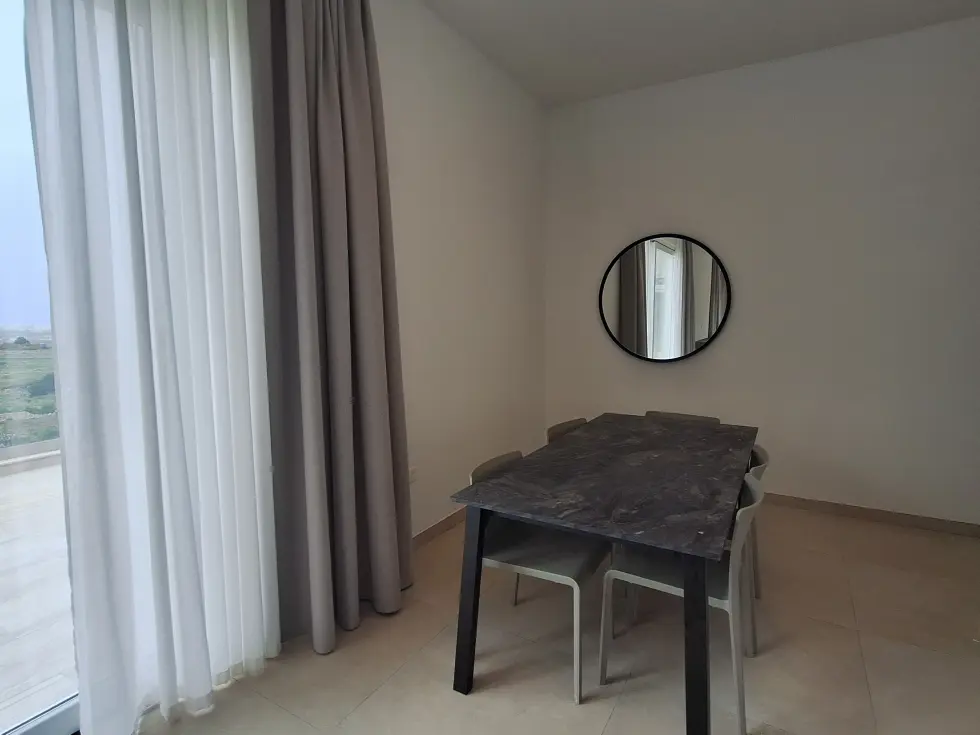 2 bed Penthouse For Rent in Naxxar, Naxxar - thumb 6