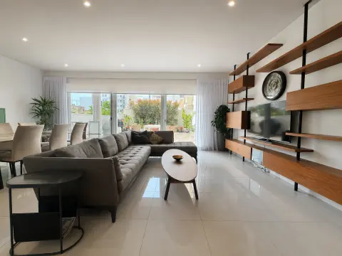 3 bed Apartment For Rent in Sliema, Sliema - thumb 2