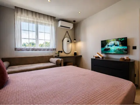 4 bed Farmhouse For Rent in Zebbug, Zebbug - thumb 16
