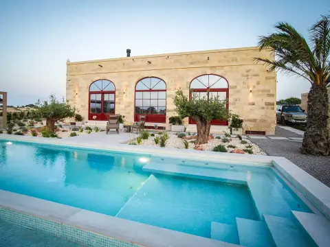 4 bed Farmhouse For Rent in Zebbug, Zebbug - thumb 39