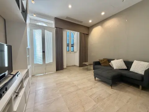 3 bed Town House For Rent in Sliema, Sliema - thumb 4