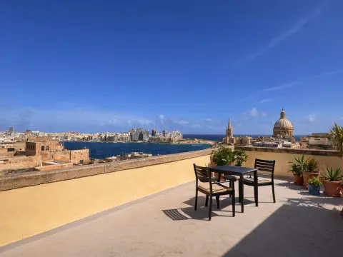 3 bed Apartment For Sale in Valletta, Valletta - thumb 1