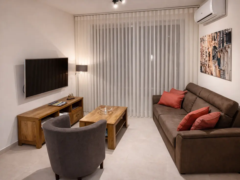 3 bed Apartment For Rent in Birkirkara, Birkirkara - thumb 2