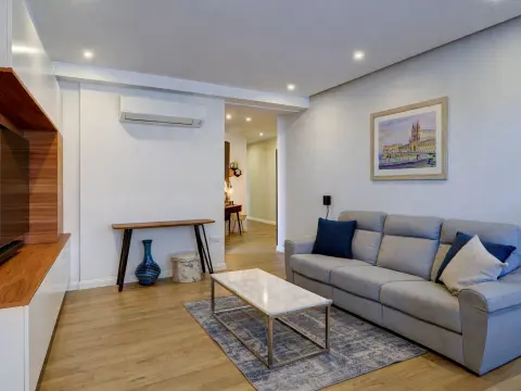 3 bed Maisonette For Sale in St Julian's, St Julian's - thumb 3