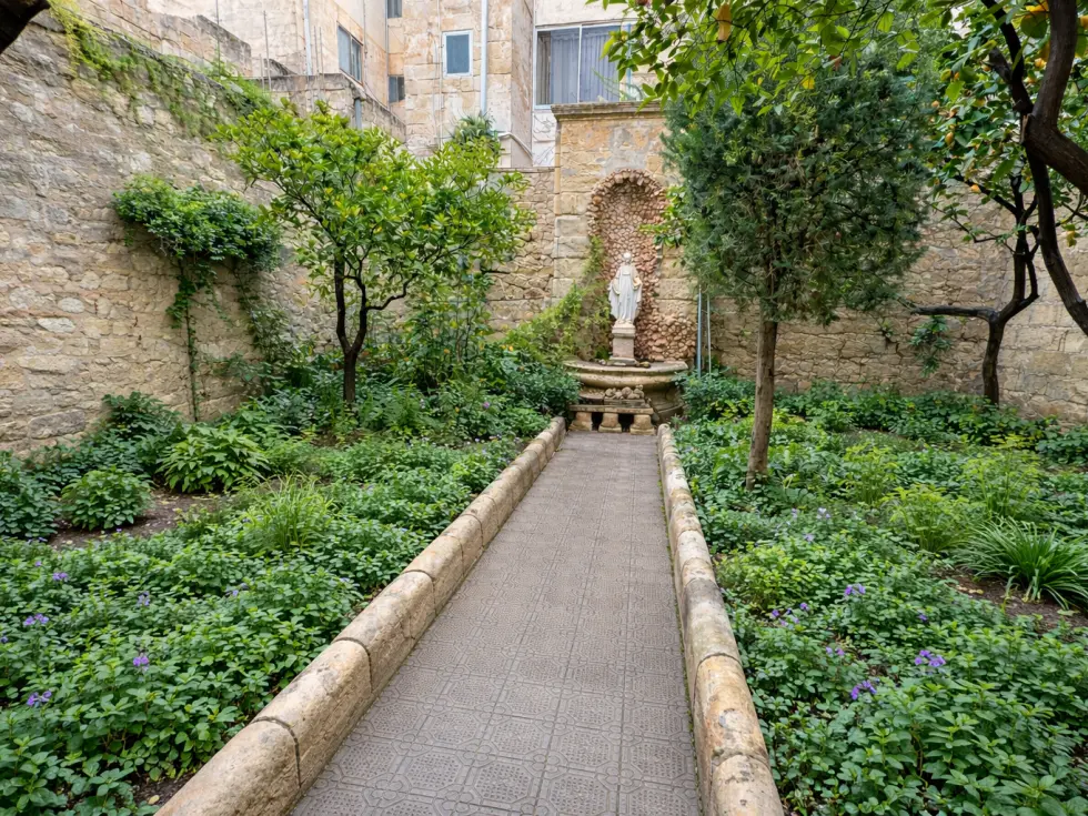 4 bed Town House For Sale in Sliema, Sliema - thumb 1