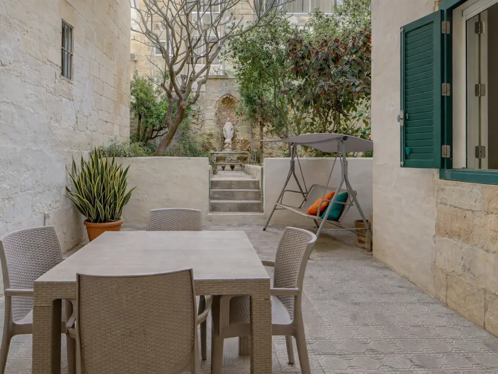 4 bed Town House For Sale in Sliema, Sliema - thumb 2