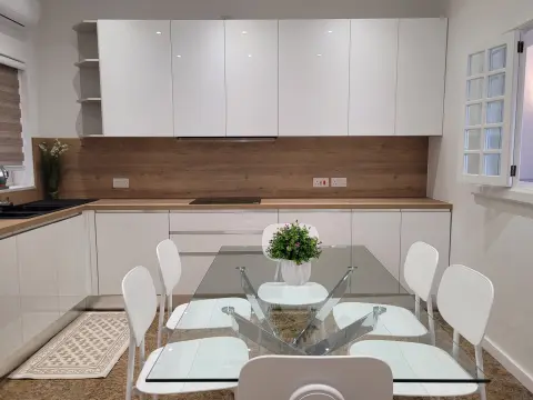 3 bed Apartment For Rent in Sliema, Sliema - thumb 8