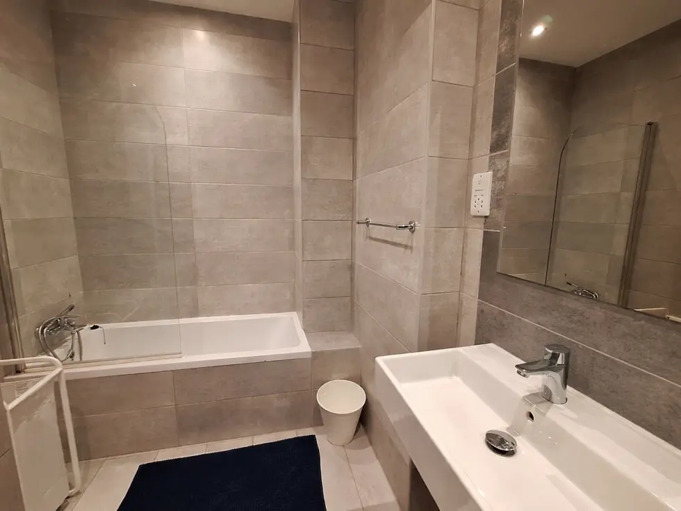 3 bed Apartment For Rent in Sliema, Sliema - thumb 6